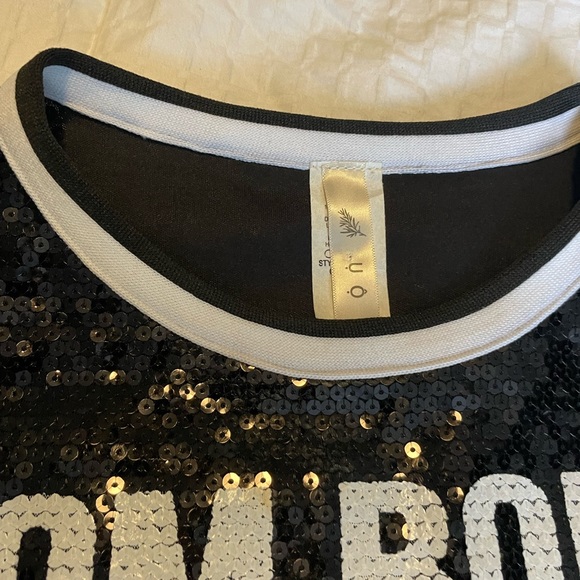 ◾️Tom Bord Blouse◾️ - Picture 2 of 8